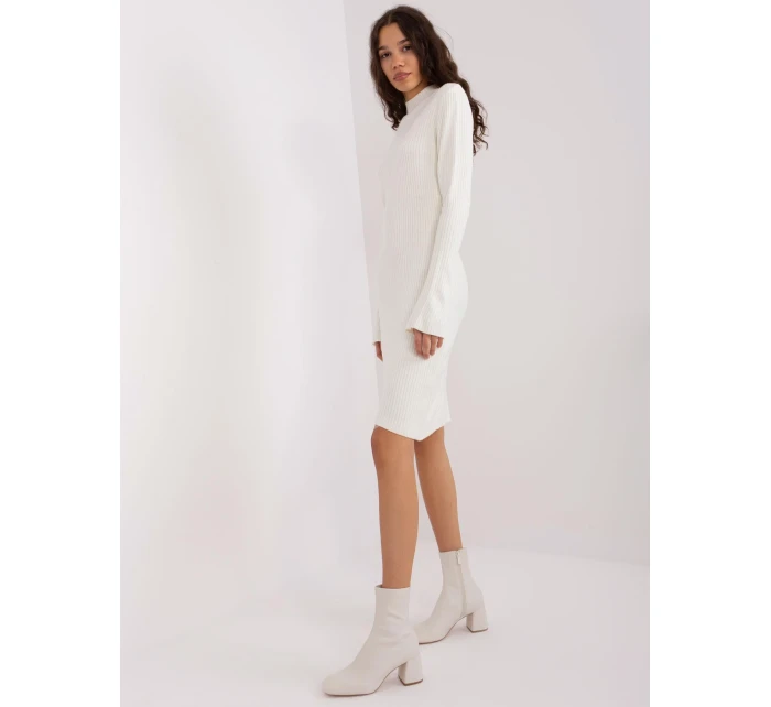 BA SK 2215 šaty.84 ecru