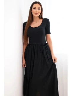 Dámské bavlněné midi šaty s krátkým rukávem a rozšířeným spodkem černá