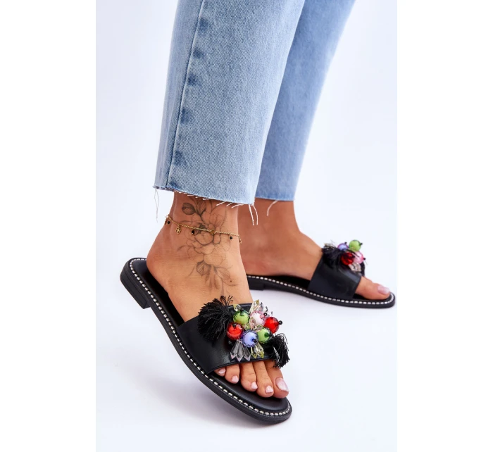 Pantofle s ozdobnými korálky S.Barski KV-2775-47 Černé