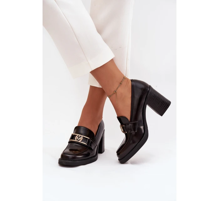 Dámské polobotky na podpatku se zlatým detailem čokoládové model 21710786 - Boto