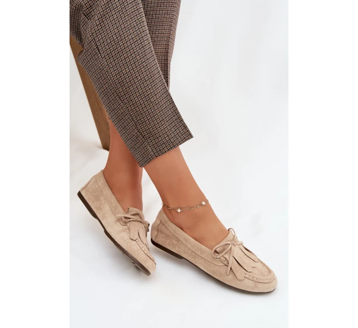 Dámské mokasíny s šněrováním a třásněmi Béžové model 21919454 - Boto Dámské mokasíny s šněrováním a třásněmi Béžové model 21919454 - Boto