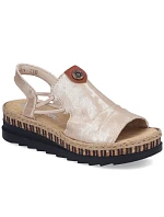 Dámské zlaté sandály na klínku model 22097425 - Rieker Dámské zlaté sandály na klínku model 22097425 - Rieker