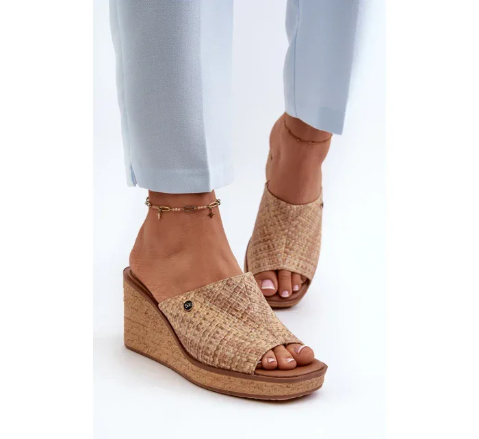 Dámské pantofle na klínku Sergio Leone Béžová Dámské pantofle na klínku Sergio Leone Béžová