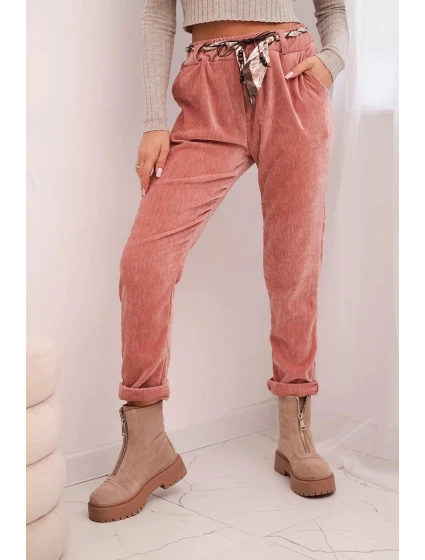 Dámské kalhoty z viskózy s šátkovým pásem tmavě růžové Dámské kalhoty z viskózy s šátkovým pásem tmavě růžové