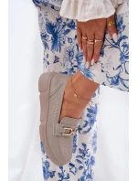 Dámské kožené mokasíny se zlatým detailem Vinceza – tmavě béžové Dámské kožené mokasíny se zlatým detailem Vinceza – tmavě béžové