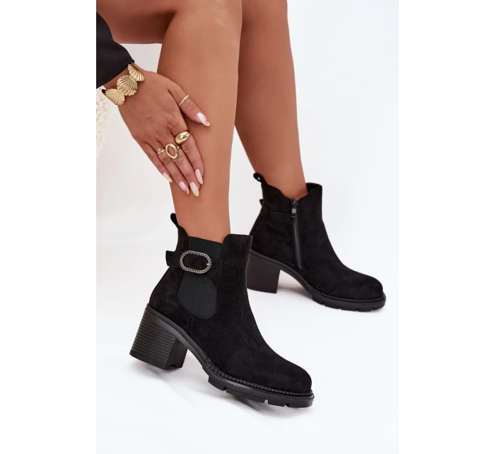 Dámské kotníkové boty Melara na sloupku s ozdobnou přezkou – černé