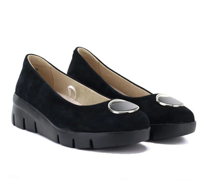 Dámské kožené polobotky na podpatku černé Vinceza model 22117636