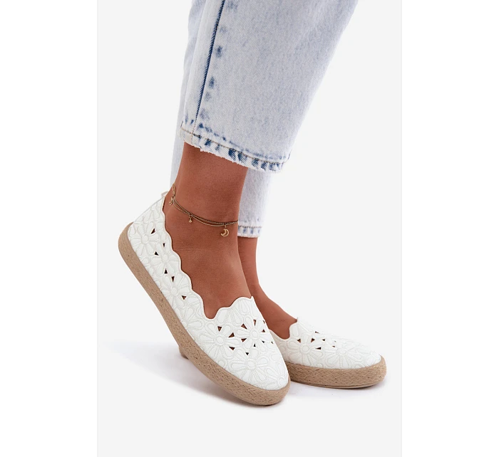 Dámské espadrilky s s květinami bílé model 22123191 - EVENTO