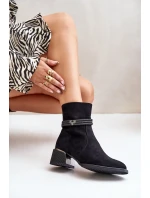 Zateplené Dámské Kotníkové Boty Na Nízkém Podpatku S Ozdobnými Pásky D&A Černé Zateplené Dámské Kotníkové Boty Na Nízkém Podpatku S Ozdobnými Pásky D&A Černé