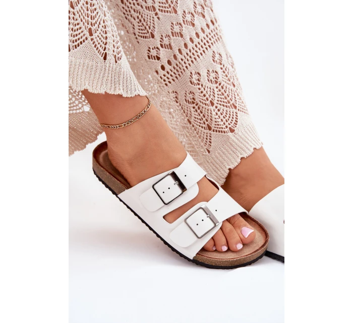 Dámské Pantofle Na Korkové Platformě S Přezkou Bílé model 21699941 - Boto