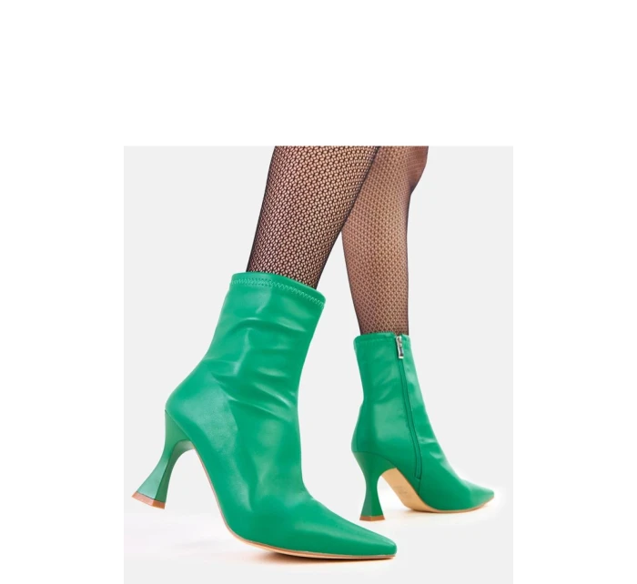 Boty na podpatku model 218539 Solea Boty na podpatku model 218539 Solea