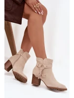 Dámské kotníkové boty na podpatku s třásněmi světle béžové Rosabella Dámské kotníkové boty na podpatku s třásněmi světle béžové Rosabella