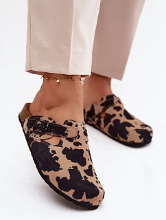 Kožené semišové pantofle s přezkou v  1905 model 22125824 - Zazoo