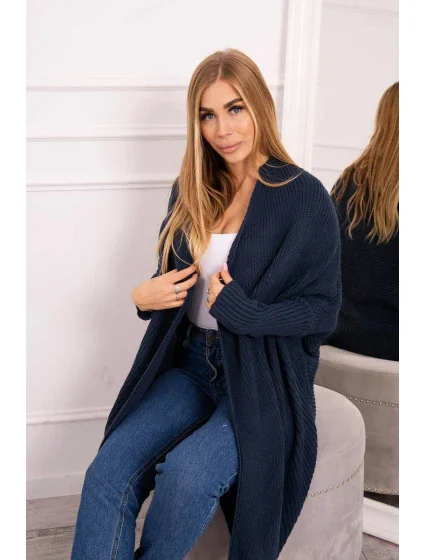 Svetr s džínovými netopýřími rukávy