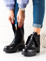 Pěkné dámské  kotníčkové boty černé na plochém podpatku