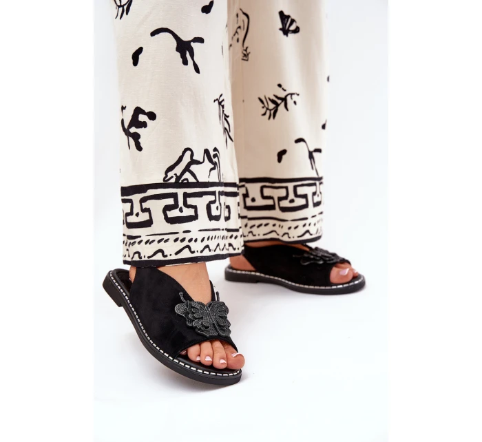 Dámské sandály na plochém podpatku s ozdobou černé model 21686832 - Boto Dámské sandály na plochém podpatku s ozdobou černé model 21686832 - Boto