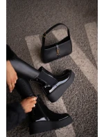 dámské kotníkové boty na platformě a černé model 21667292 - Boto