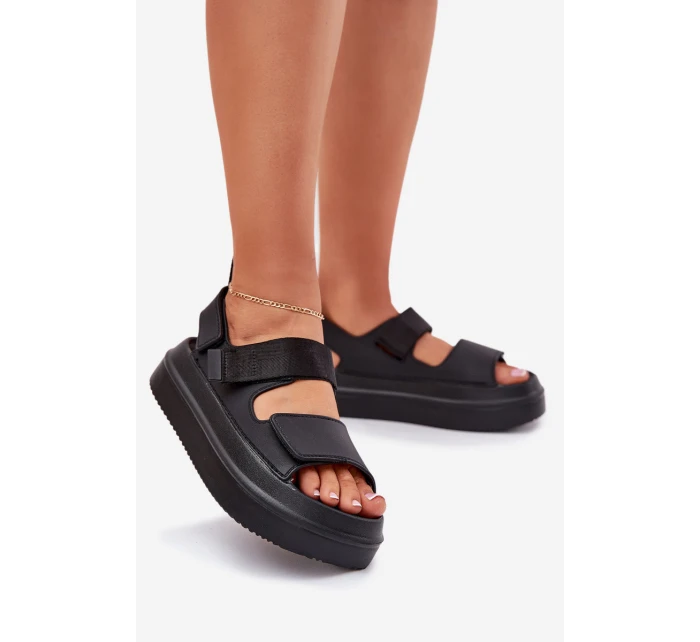 Dámské sandály na platformě se suchým zipem černé model 21696219 - Boto Dámské sandály na platformě se suchým zipem černé model 21696219 - Boto