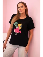 Dámská bavlněná blůza s krátkým rukávem a barevným potiskem černá Dámská bavlněná blůza s krátkým rukávem a barevným potiskem černá