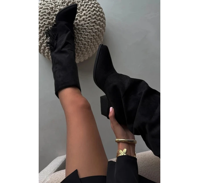 Zateplené Kozačky Kavalíři Dámské Na Podpatku S Třásněmi Černé Zalia