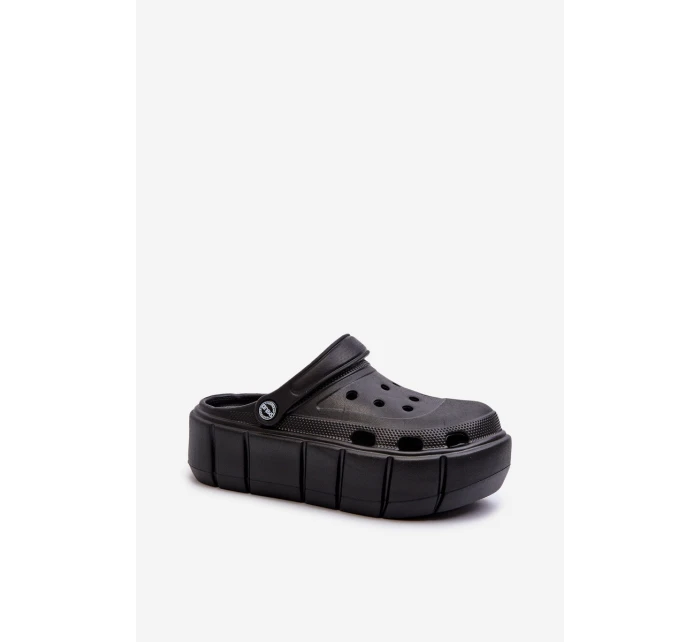 Dámské černé pěnové sandály model 21661037 - Boto Dámské černé pěnové sandály model 21661037 - Boto