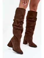 kozačky z pravé semišové kůže na podpatku vyhřívané  hnědé model 21712886 - Zazoo