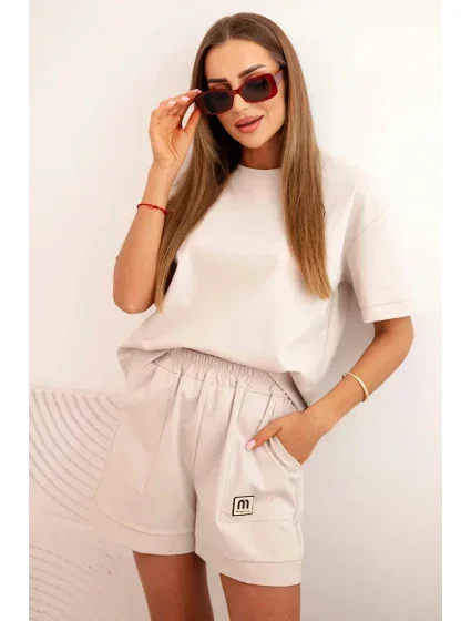 Dámská punto souprava s krátkým rukávem a volnými šortkami beżowy Dámská punto souprava s krátkým rukávem a volnými šortkami beżowy