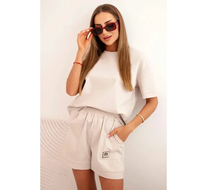 Dámská punto souprava s krátkým rukávem a volnými šortkami beżowy Dámská punto souprava s krátkým rukávem a volnými šortkami beżowy