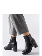 Boty na podpatku model 205097 Solea Boty na podpatku model 205097 Solea