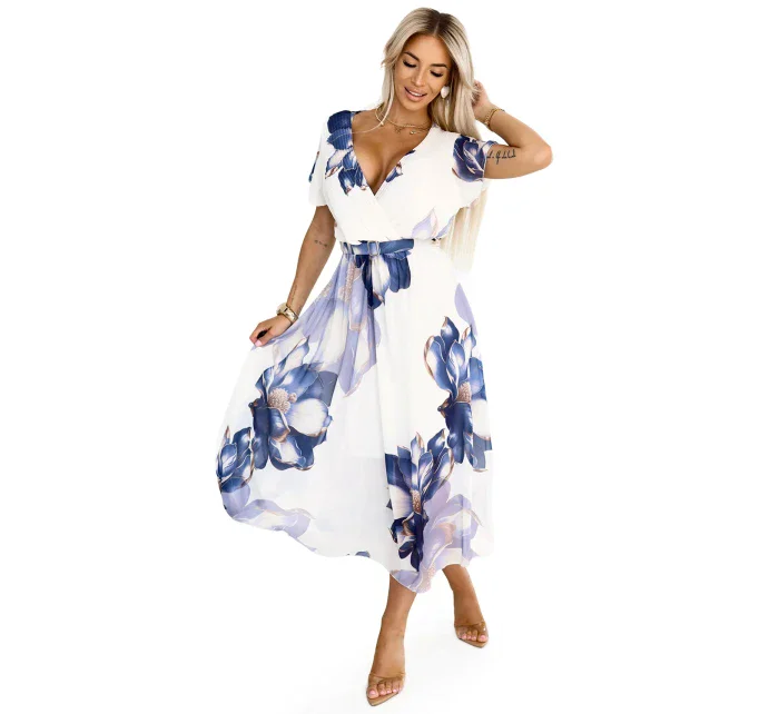 Vzdušné midi šaty s obálkovým výstřihem a velkým květinovým vzorem v model 21819836 - numoco basic Vzdušné midi šaty s obálkovým výstřihem a velkým květinovým vzorem v model 21819836 - numoco basic