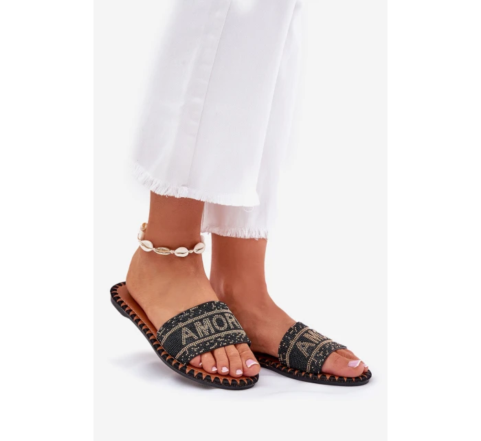 Dámské Pantofle Na Plochém Podpatku Se Černé model 21687321 - Boto Dámské Pantofle Na Plochém Podpatku Se Černé model 21687321 - Boto