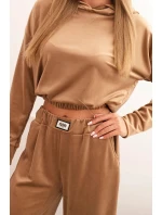 Dámská souprava z vlny s širokými nohavicemi a mikinou s kapucí camelový Dámská souprava z vlny s širokými nohavicemi a mikinou s kapucí camelový