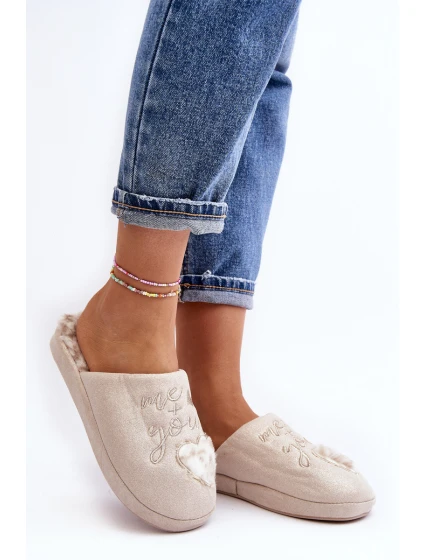 Lesklé dámské pantofle béžové Geraja Lesklé dámské pantofle béžové Geraja