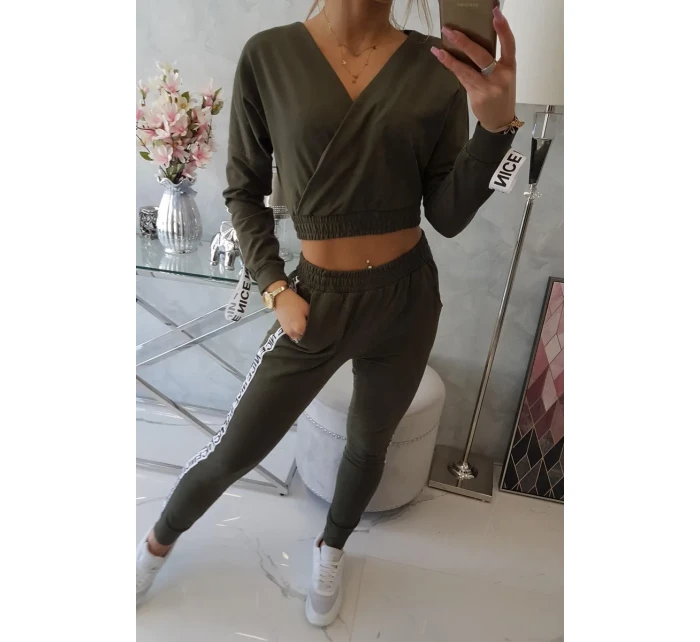 Sada s ozdobnými khaki stuhami