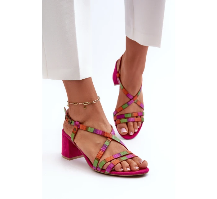 Sametové sandály na nízkém podpatku model 21660062 - Maciejka