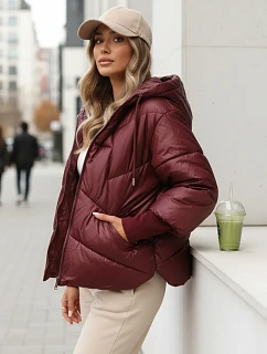 Krátká dámská prošívaná bunda s kapucí v bordové barvě FashionStreet TY5763