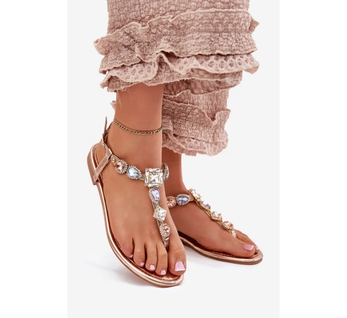 Dámské sandály na plochém podpatku s krystaly růžové zlato model 21699543 - Boto Dámské sandály na plochém podpatku s krystaly růžové zlato model 21699543 - Boto