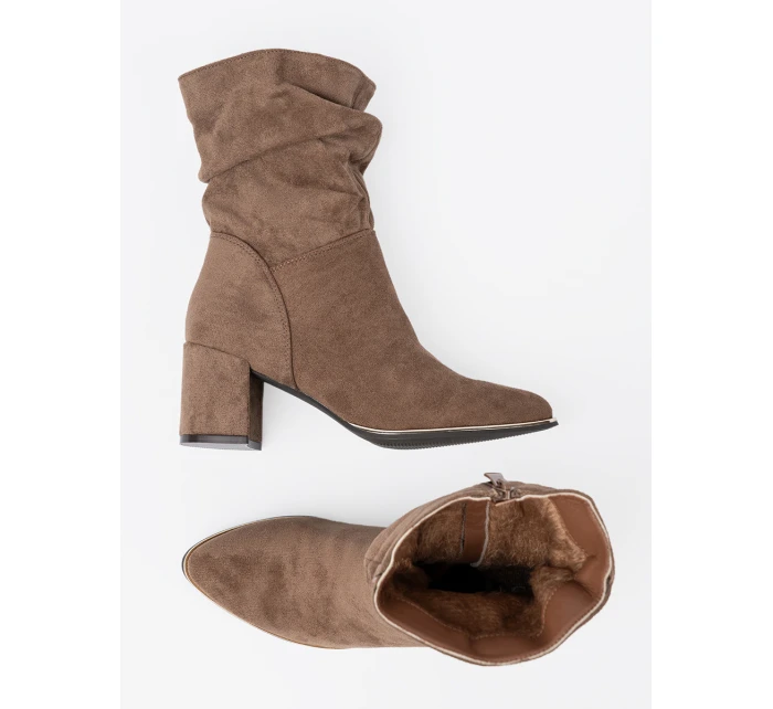 Módní dámské model 21298231 kotníčkové boty na širokém podpatku Módní dámské model 21298231 kotníčkové boty na širokém podpatku