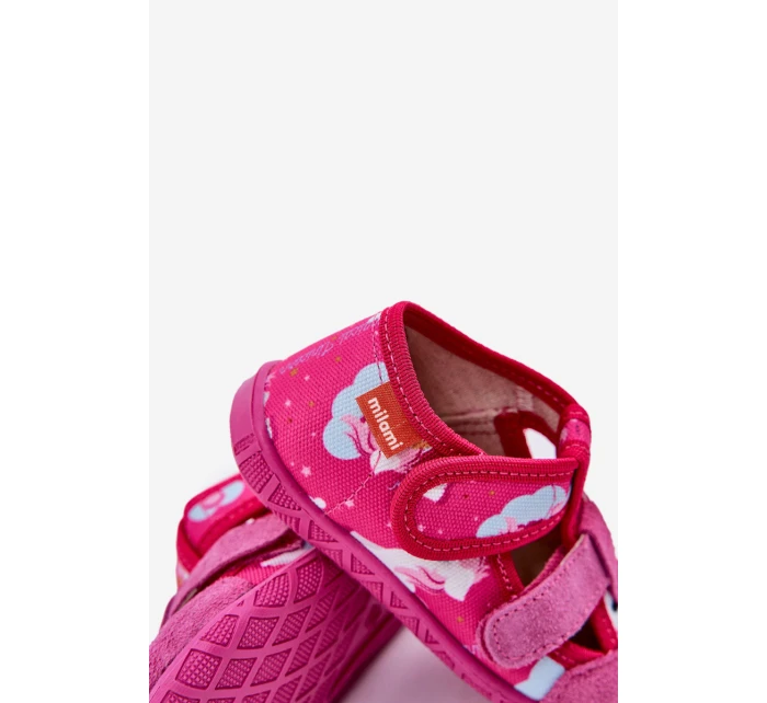 Dětské pantofle na suchý zip s fuchsie model 21682760 - Milami