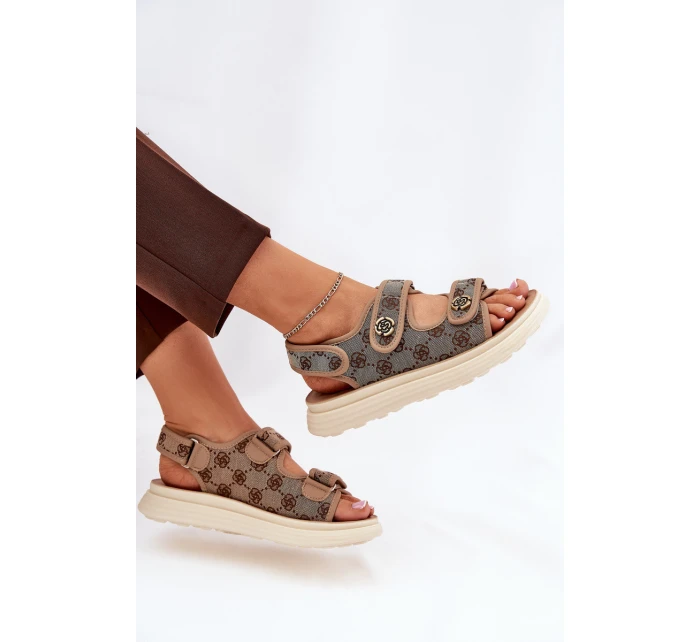 Dámské Vzorované Textilní Sandály Se Zlatými Detaily Khaki Pefese Dámské Vzorované Textilní Sandály Se Zlatými Detaily Khaki Pefese