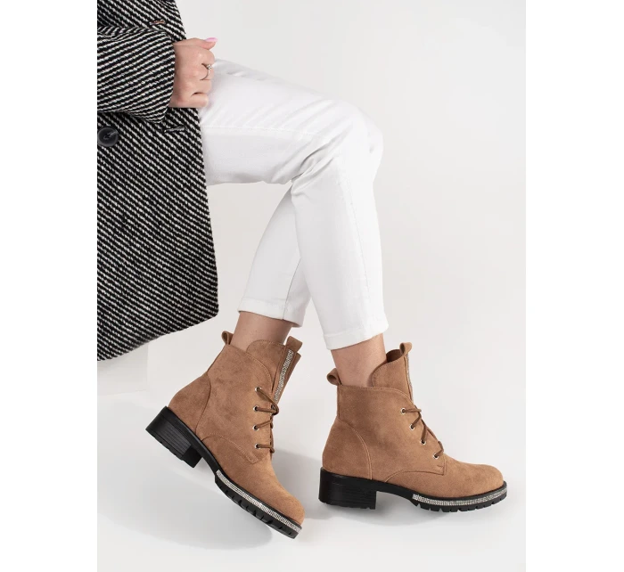 Trendy dámské hnědé kotníčkové boty bez podpatku Trendy dámské hnědé kotníčkové boty bez podpatku