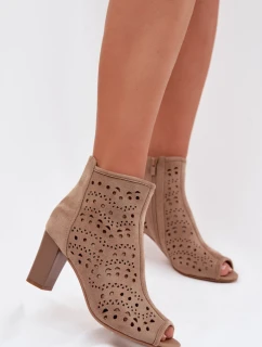 Boty na podpatku  model 225197 Step in style