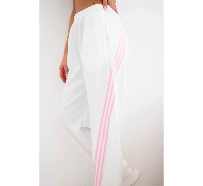 Dámské kalhoty z viskózy s lampasem máslové bílé Dámské kalhoty z viskózy s lampasem máslové bílé