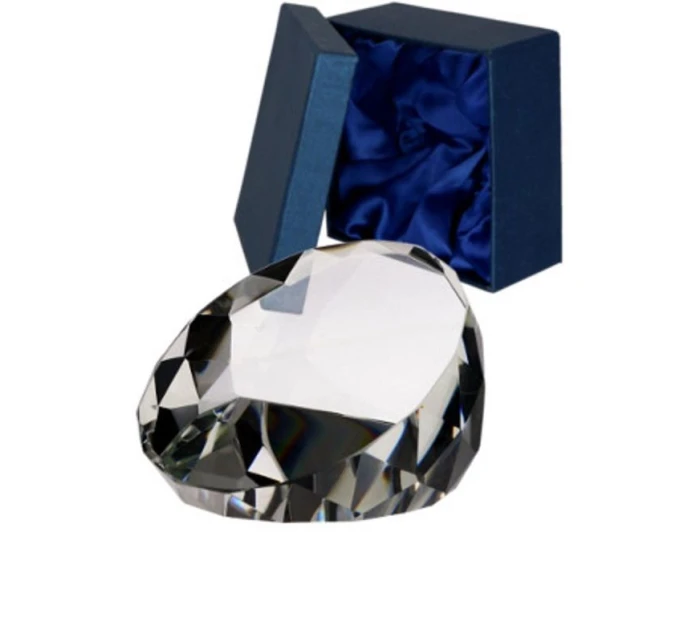 Skleněná trofej - křišťálový knoflík Skleněná trofej - křišťálový knoflík