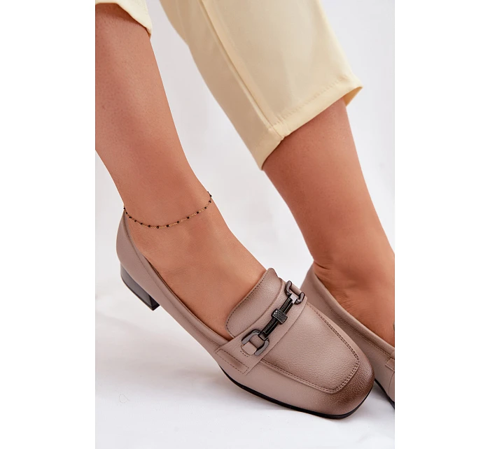 Kožené dámské lodičky na klínu s ozdobou Vinceza 39978 béžové