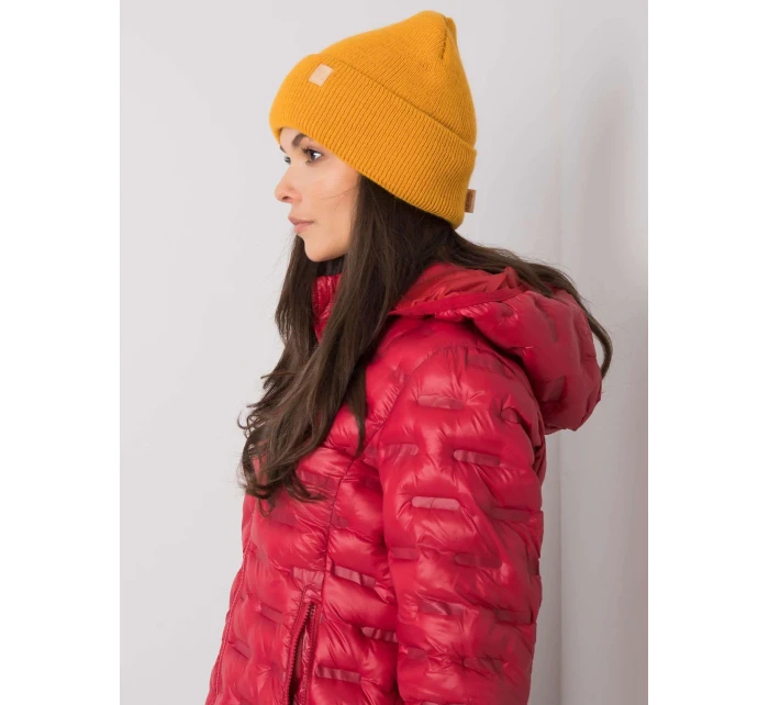 Dámská čepice.13 tmavě žlutá