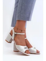 Sandály na podpatku 20241 stříbrné - Step in style