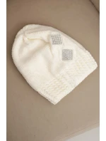 Dámská zimní čepice vlněná s krystaly a vzorem K455 ecru Dámská zimní čepice vlněná s krystaly a vzorem K455 ecru