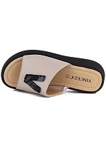 Dámské kožené žabky na platformě beige Vinceza 66950