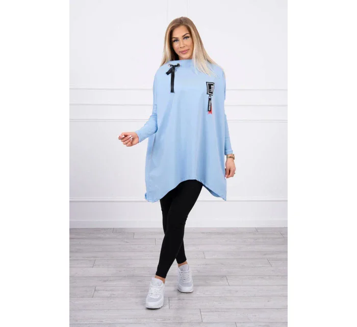 Oversize mikina s asymetrickými boky modrá